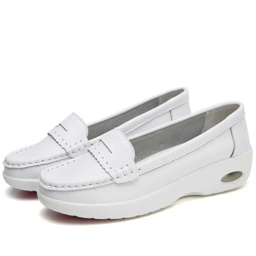 Thick Sole Slipon White Traine - مراجعة Men'S Best Sneakers For Formal Wear وسعره